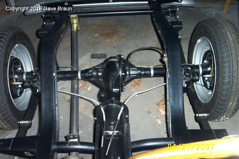 MGTD15470/Brakes/Parking brake cable routing